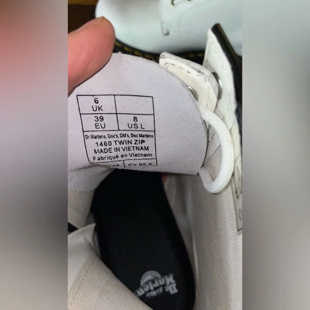 SOLD-NEW DR MARTENS 1460 TWIN ZIP SIZE 8L 7M - Picture 9 of 9